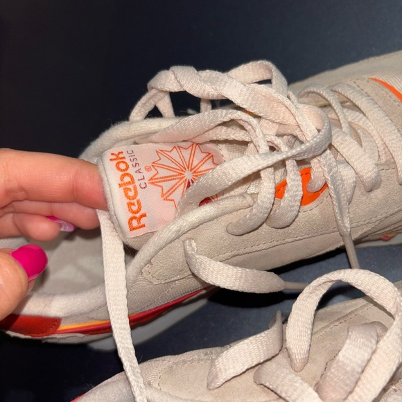 Orange and red Reebok classics - Picture 5 of 6